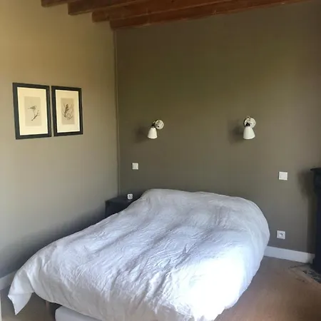 Willa Mon Plaisir De Carteret