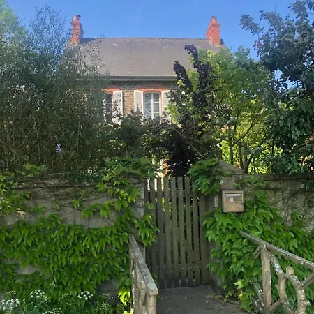 Mon Plaisir De Carteret